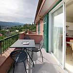 Fuer 4 Personen In Apartamento Imperia