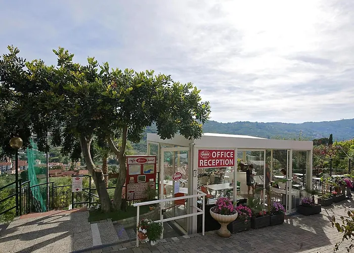 Fuer 4 Personen In Imperia * Imperia