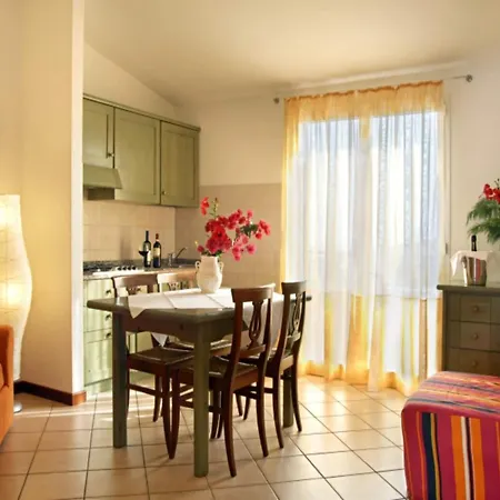 Fuer 4 Personen In * Imperia