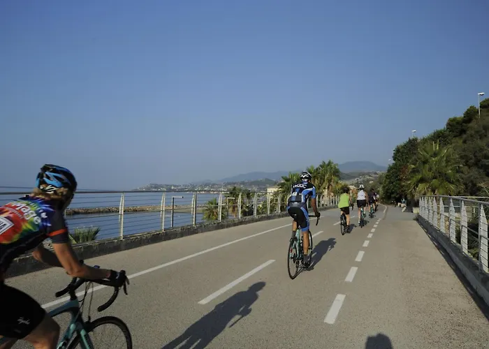 Fuer 4 Personen In Imperia Appartamento Imperia